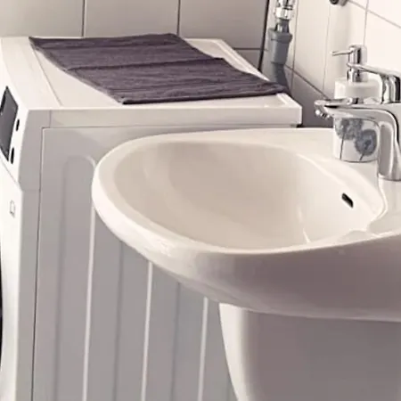 Appartement Oma Lina Haus - 4 Sz 2 Baeder Grosser Garten Und Infrarot-sauna Greifenstein