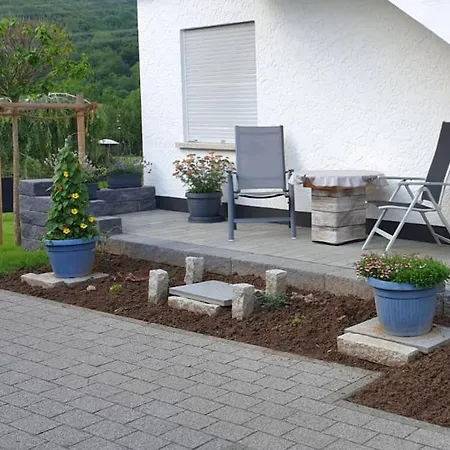 Oma Lina Haus - 4 Sz 2 Baeder Grosser Garten Und Infrarot-sauna Appartement Greifenstein